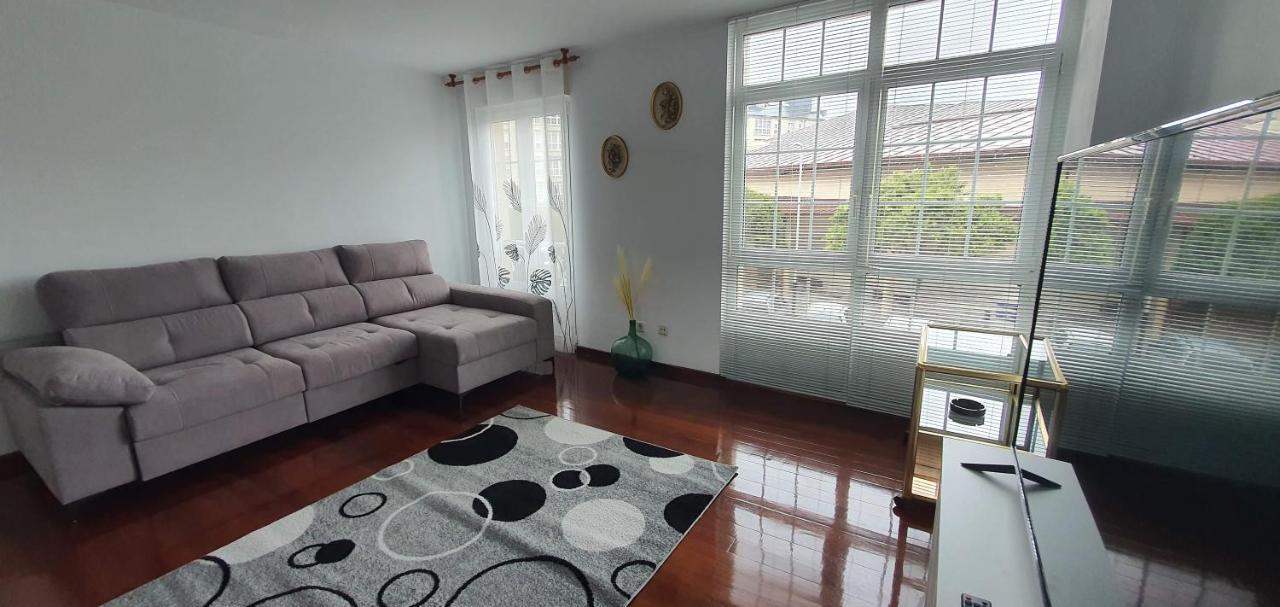 Апартаменты Piso Iria Сеэ Экстерьер фото